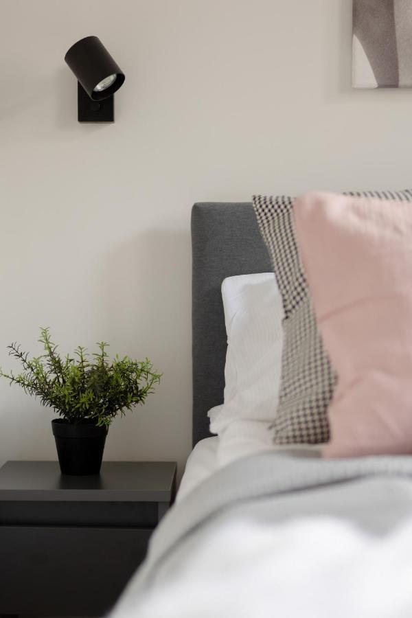Cosy Dream City Center Apartment By Noclegi Renters Варшава Екстер'єр фото